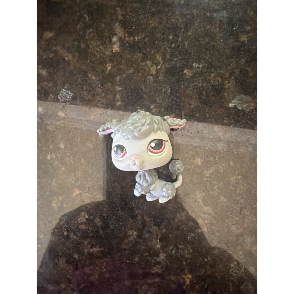 Littlest Pet Shop #280 Grey Poodle Red Eyes Valentine Target Exclusive Authentic